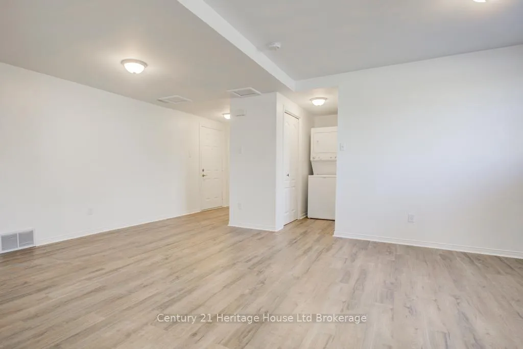 Photo 6 of Unit Lower, 120 Rolph Street, Tillsonburg — HOMEH