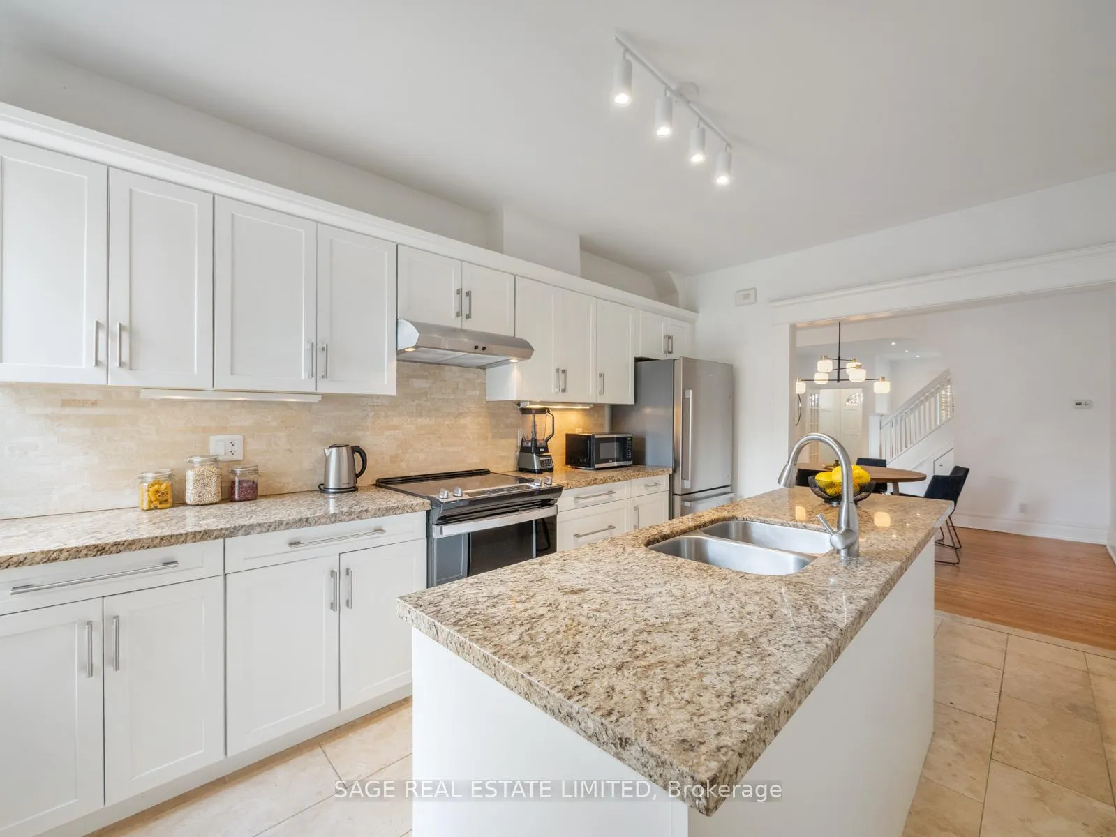 Photo 10 of 415 Clinton Street, Toronto, The Annex — HOMEH