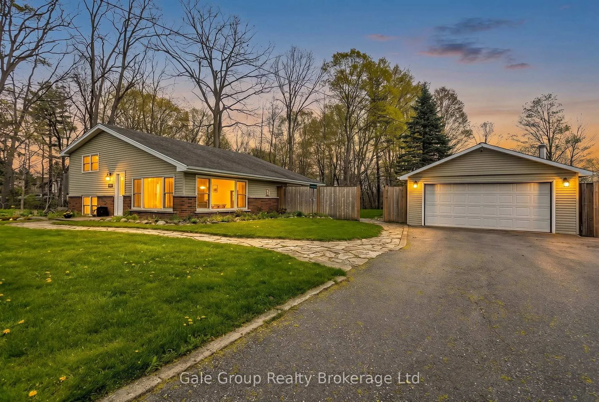 Photo 1 of 197 Minnie Street, Thames Centre, Rural Thames Centre — HOMEH