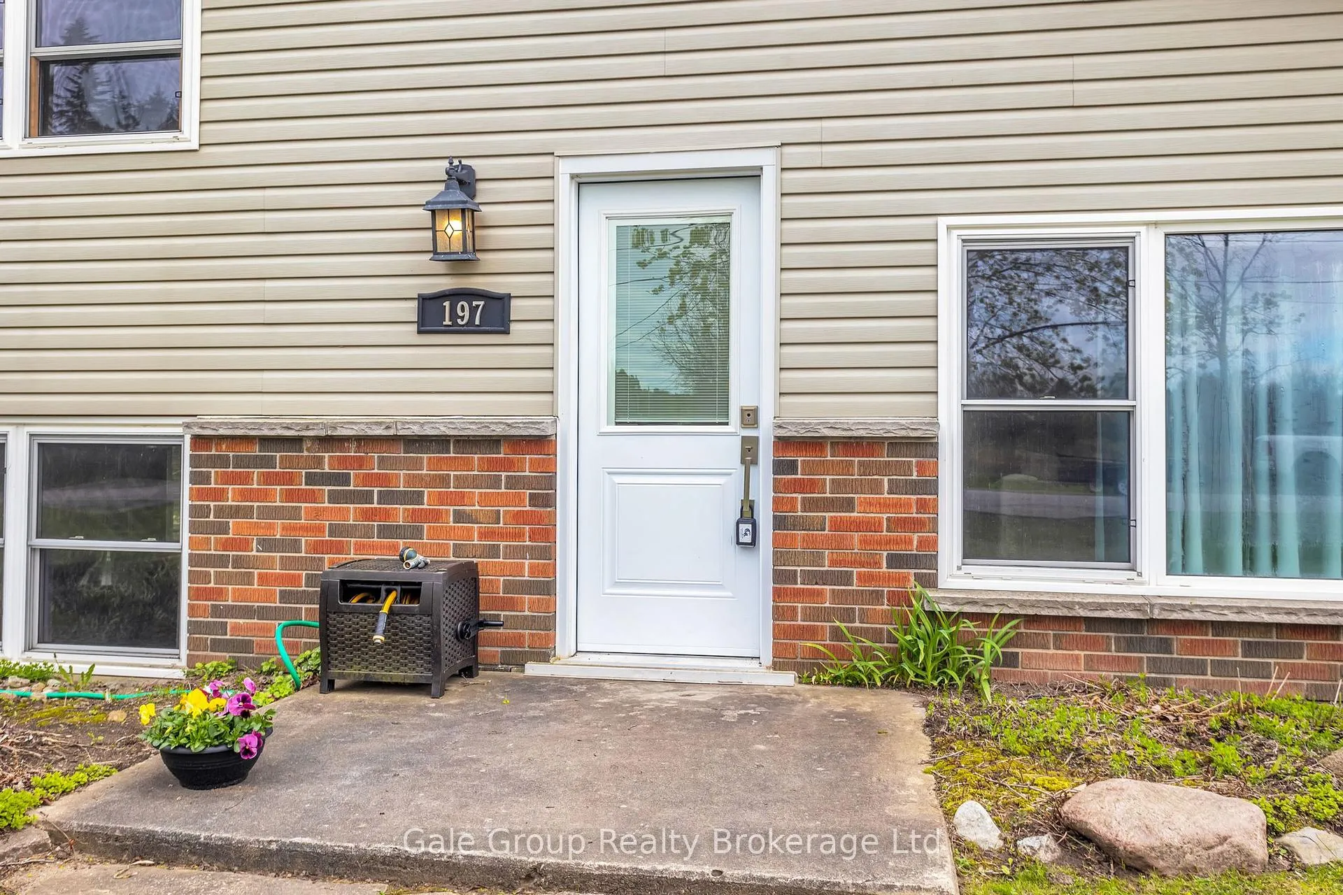 Photo 38 of 197 Minnie Street, Thames Centre, Rural Thames Centre — HOMEH
