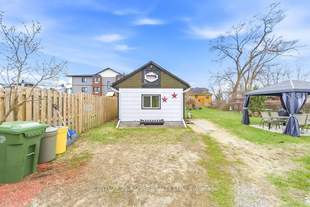 Photo 4 of 14 Wilbert Street, Petawawa — HOMEH
