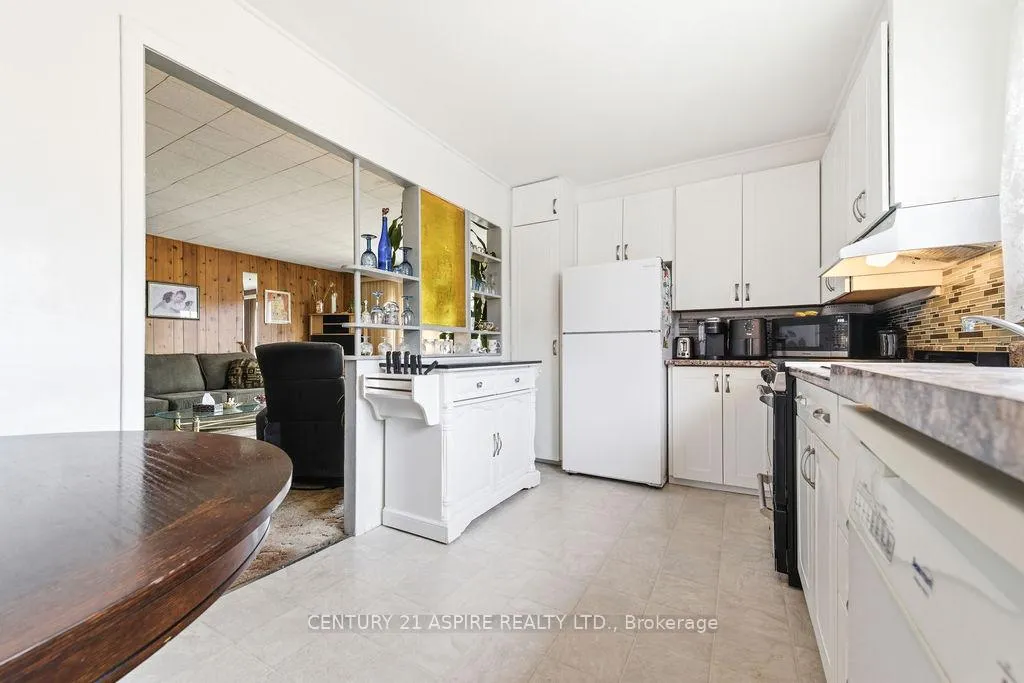 Photo 16 of 14 Wilbert Street, Petawawa — HOMEH