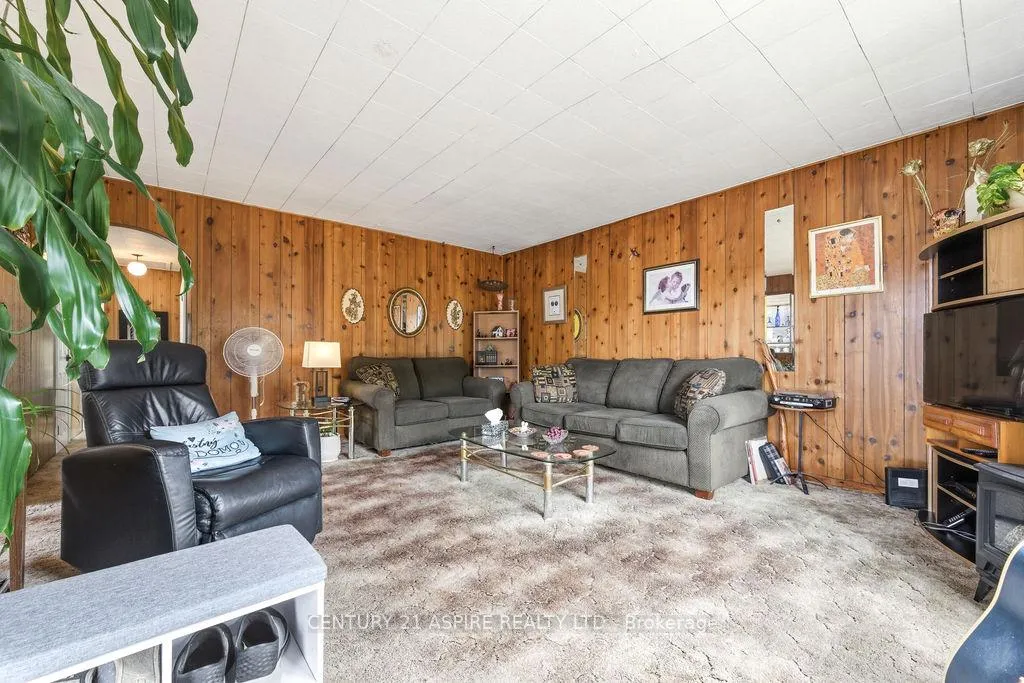 Photo 23 of 14 Wilbert Street, Petawawa — HOMEH