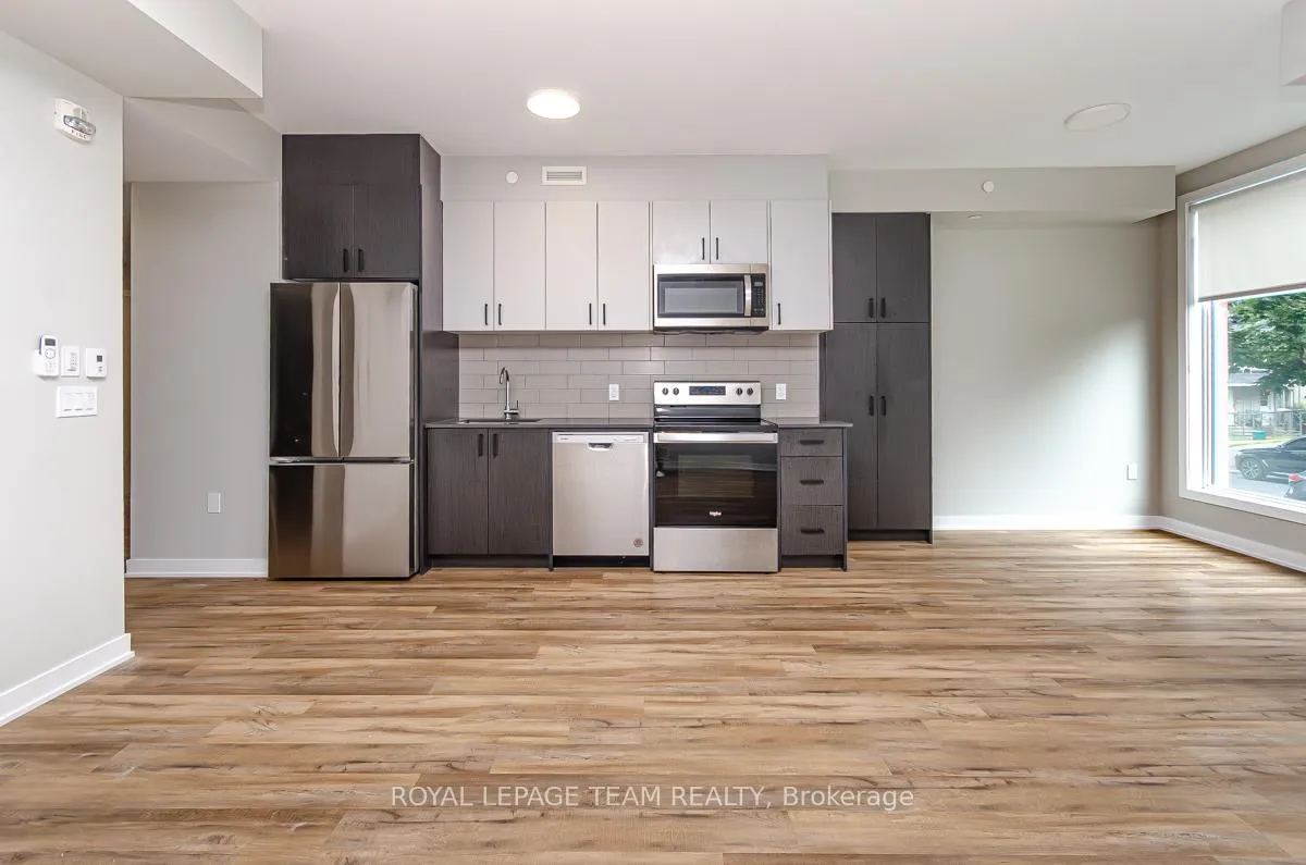 Photo 5 of Unit 303, 1291 Summerville Avenue, Ottawa, Carlington — HOMEH