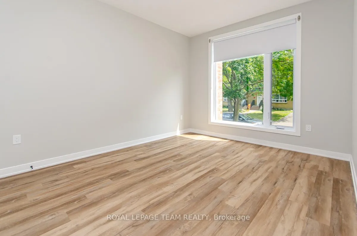 Photo 9 of Unit 303, 1291 Summerville Avenue, Ottawa, Carlington — HOMEH