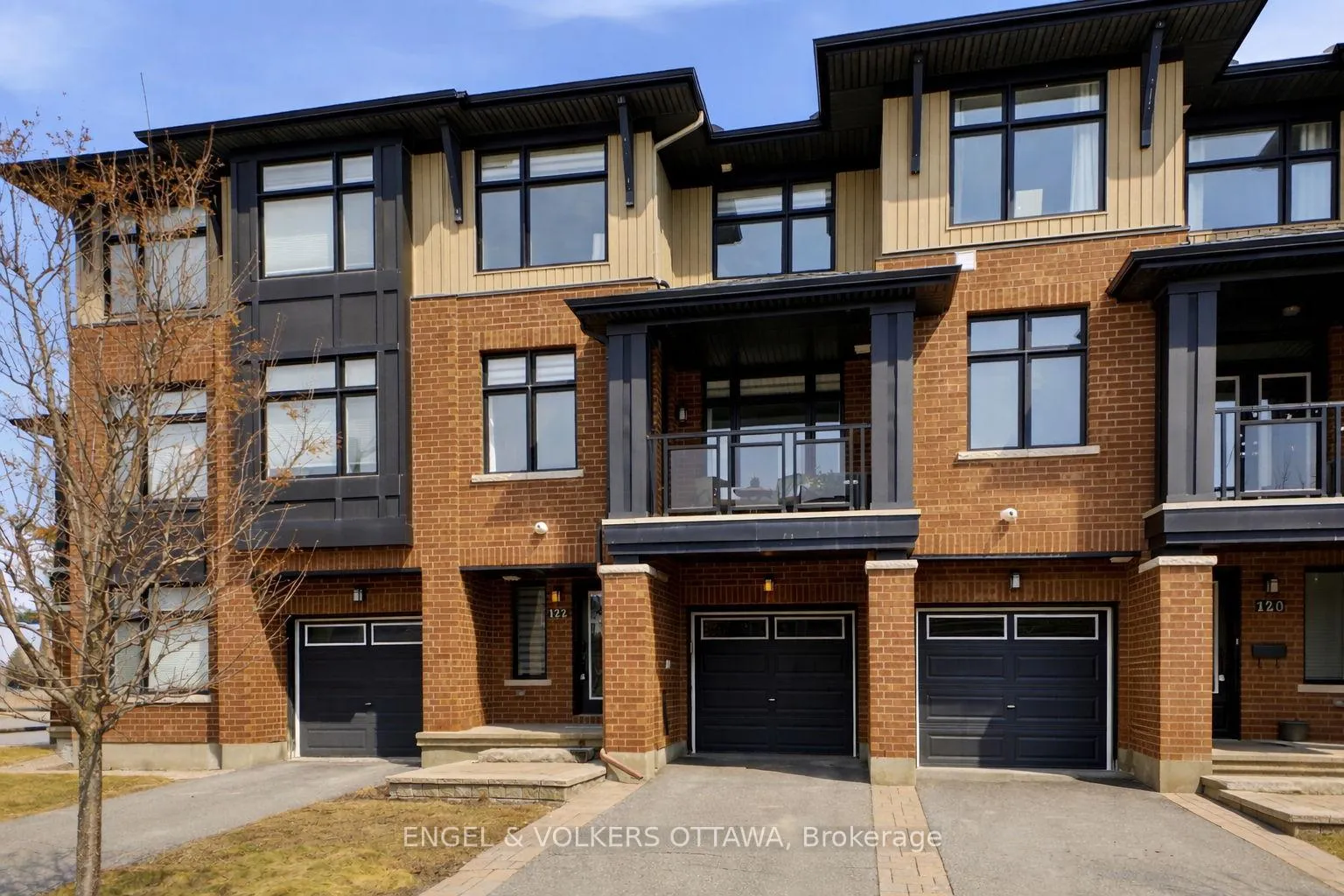 Photo 1 of 122 Nutting Crescent, Ottawa, Riverside South/Gloucester Glen — HOMEH