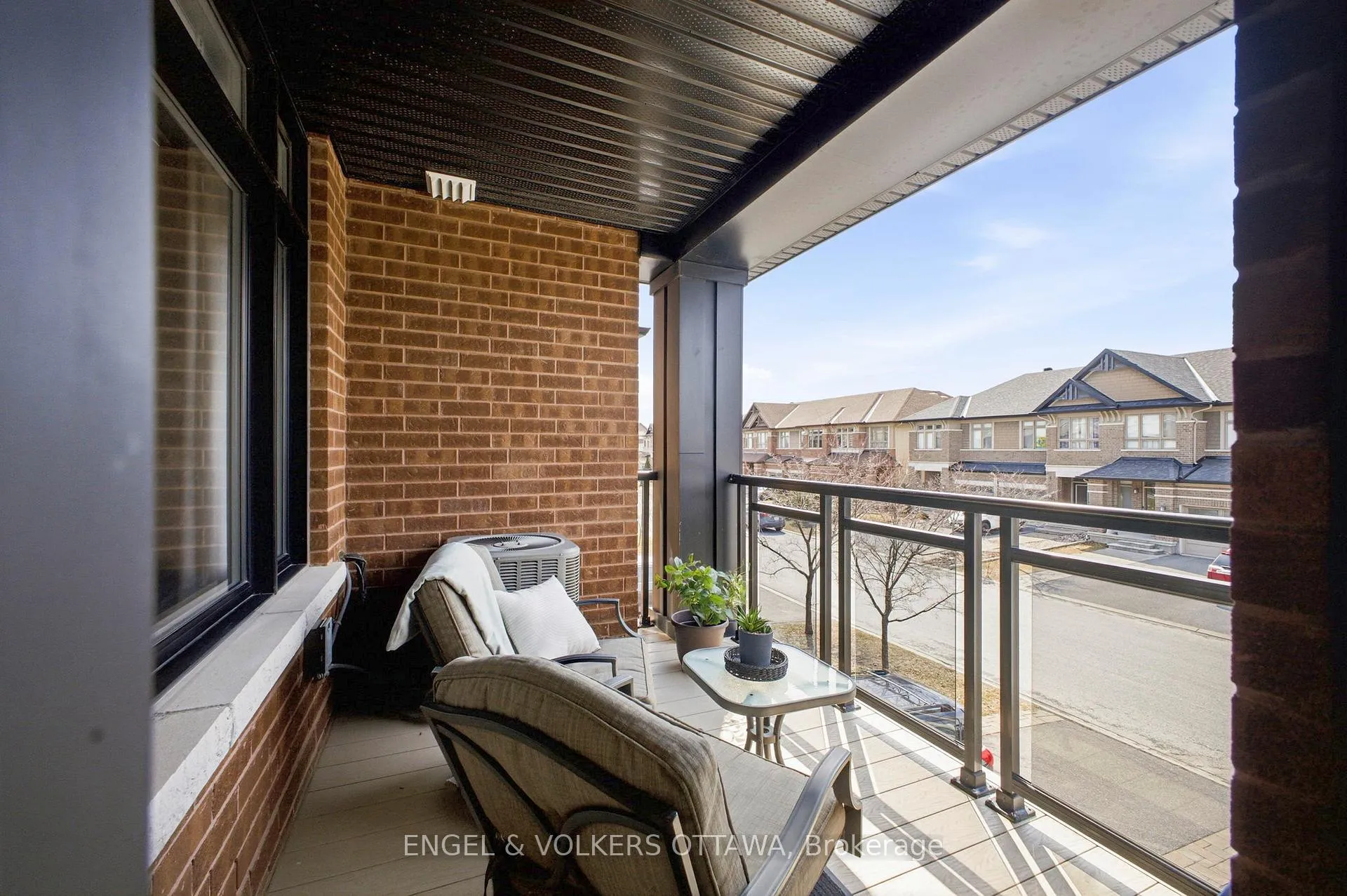 Photo 31 of 122 Nutting Crescent, Ottawa, Riverside South/Gloucester Glen — HOMEH