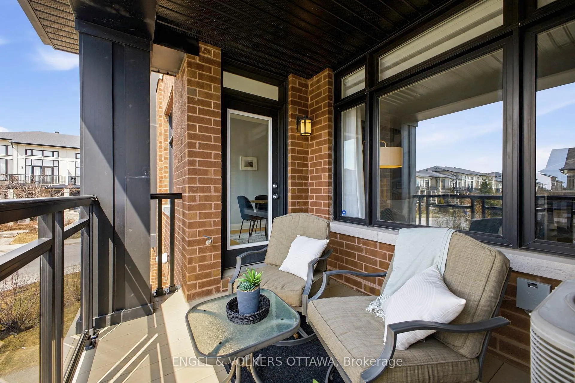 Photo 32 of 122 Nutting Crescent, Ottawa, Riverside South/Gloucester Glen — HOMEH