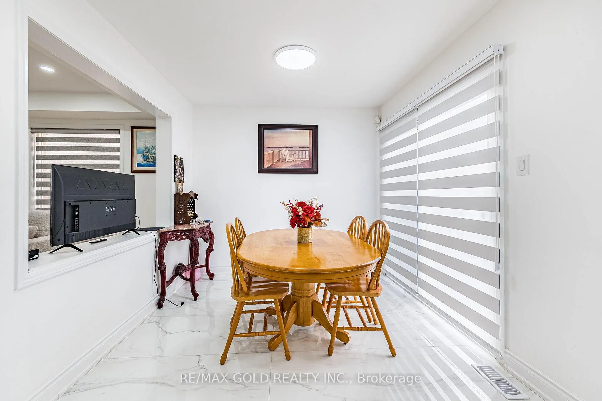 Photo 15 of 31 Garibaldi Drive, Brampton, Fletcher's Meadow — HOMEH