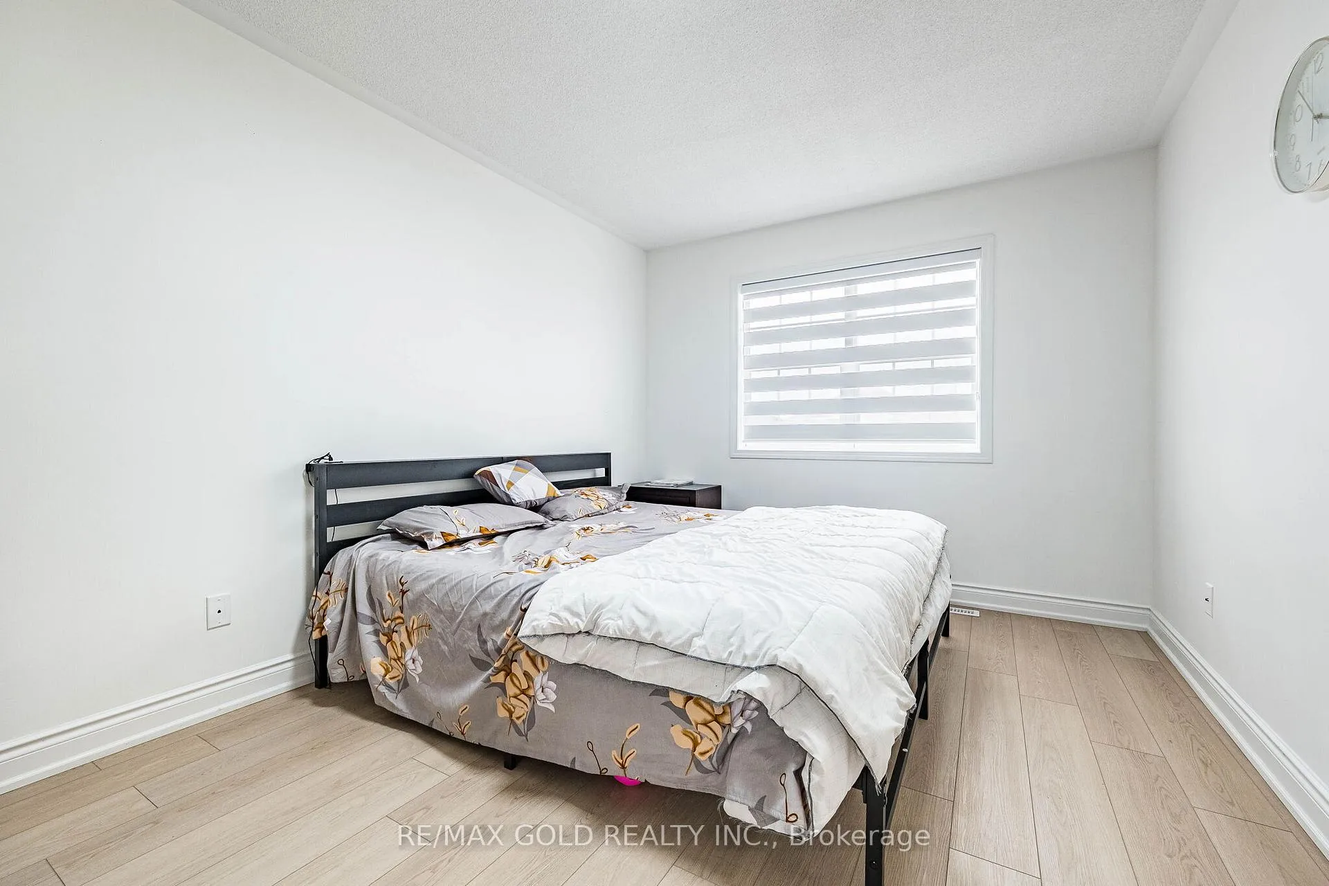 Photo 17 of 31 Garibaldi Drive, Brampton, Fletcher's Meadow — HOMEH