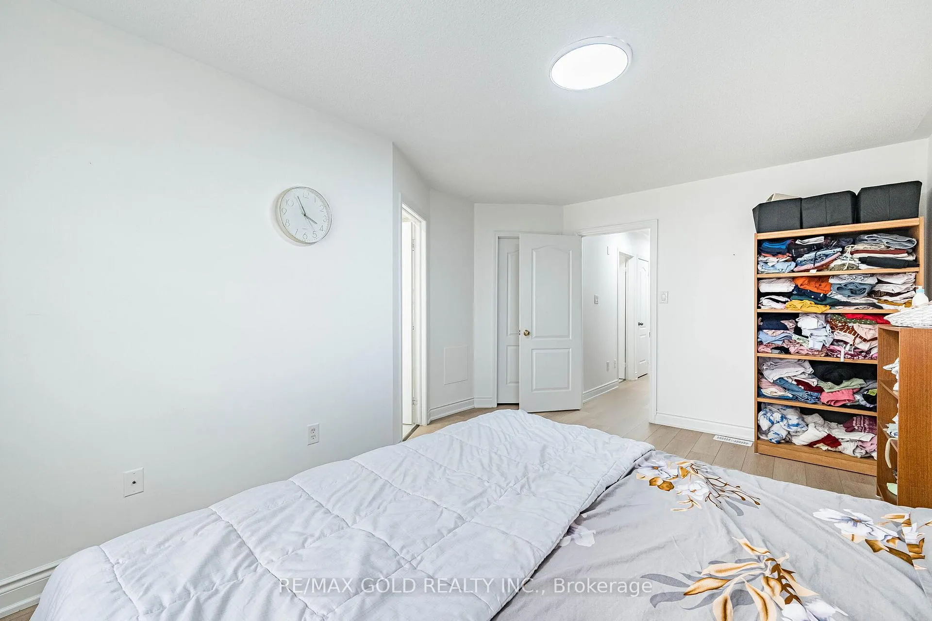 Photo 19 of 31 Garibaldi Drive, Brampton, Fletcher's Meadow — HOMEH
