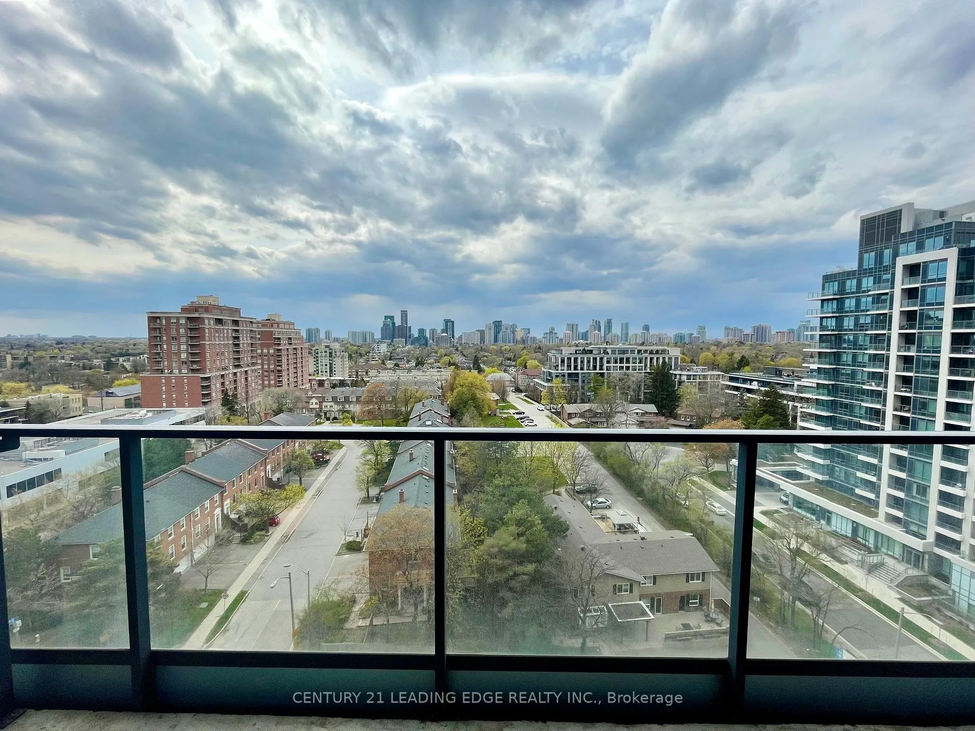 Photo 2 of Unit 1013, 2885 Bayview Avenue, North York, Bayview Village — HOMEH