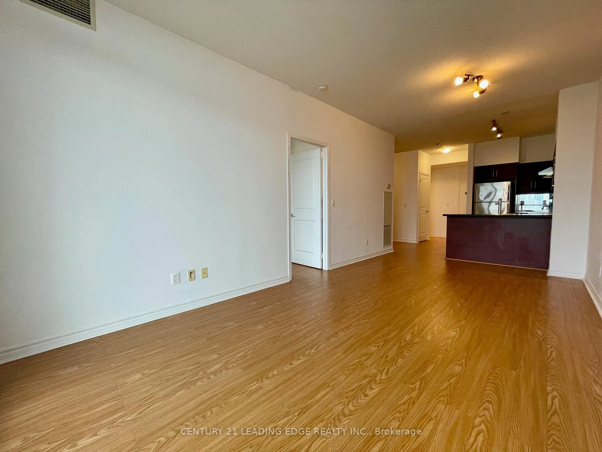 Photo 12 of Unit 1013, 2885 Bayview Avenue, North York, Bayview Village — HOMEH
