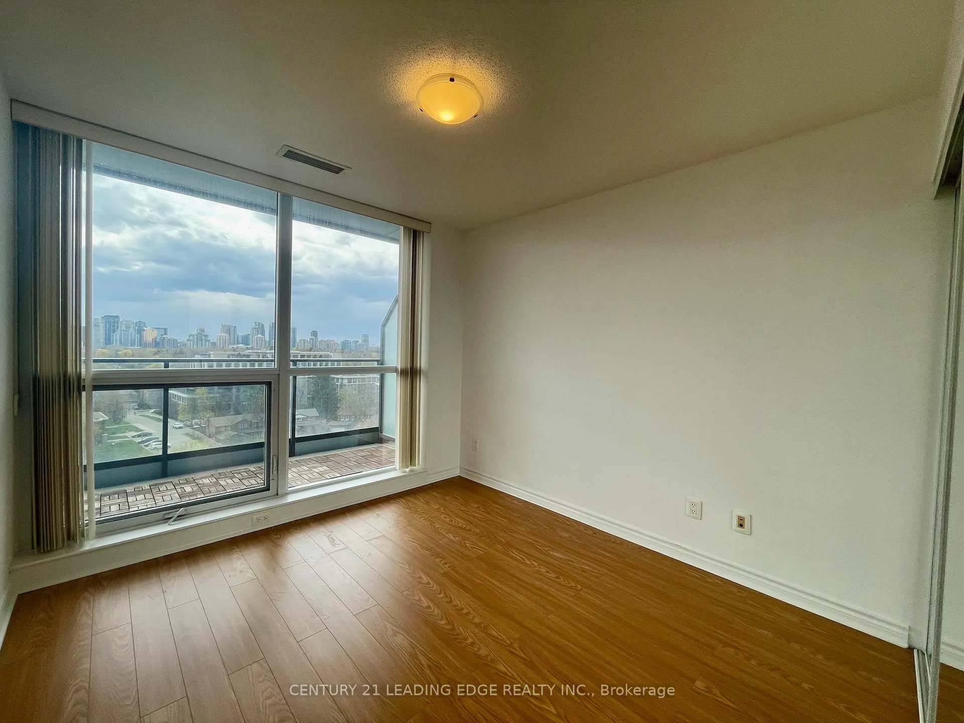 Photo 15 of Unit 1013, 2885 Bayview Avenue, North York, Bayview Village — HOMEH