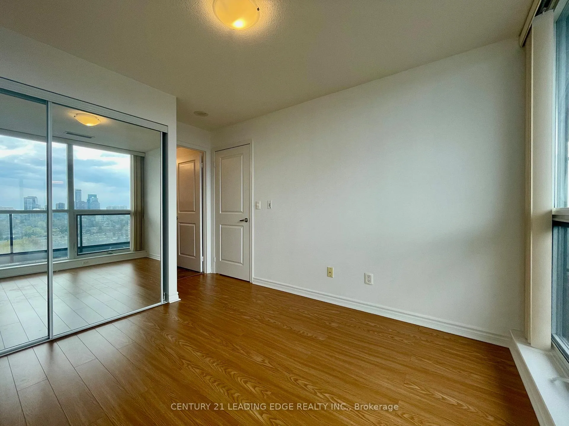 Photo 17 of Unit 1013, 2885 Bayview Avenue, North York, Bayview Village — HOMEH