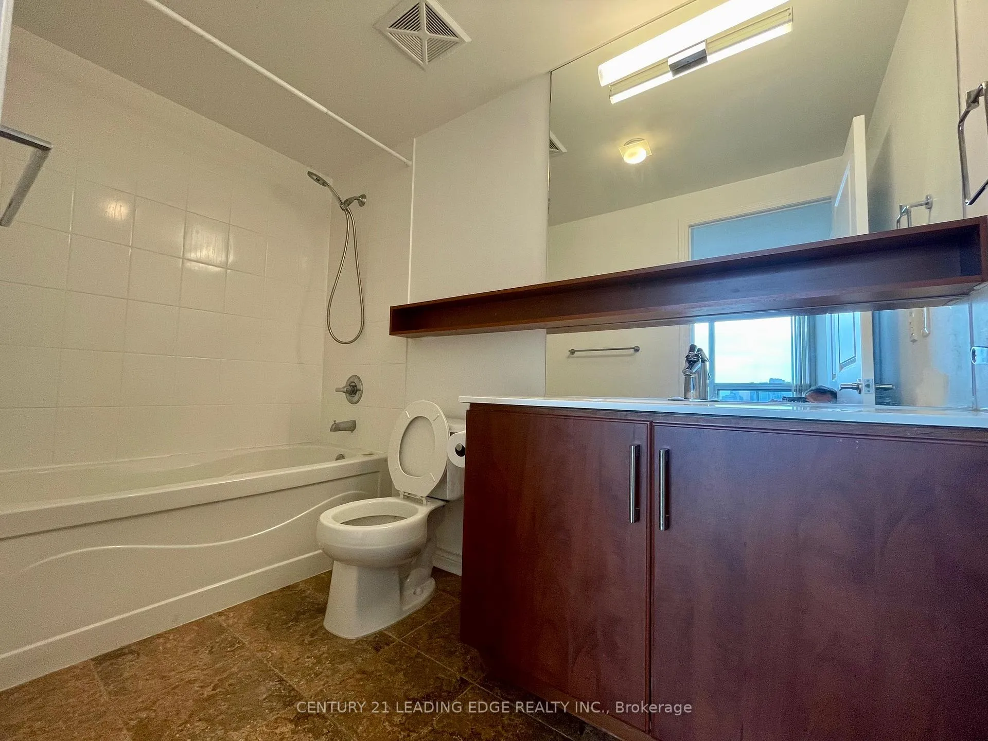 Photo 18 of Unit 1013, 2885 Bayview Avenue, North York, Bayview Village — HOMEH