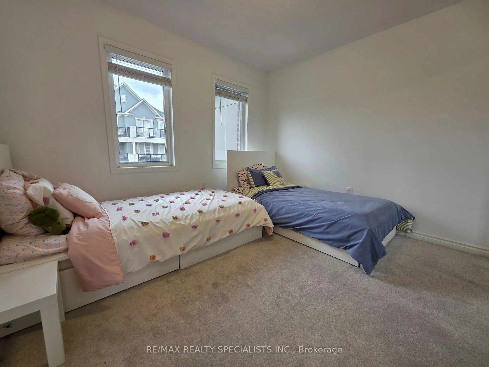 Photo 17 of 1536 Moira Crescent, Milton, Bowes — HOMEH