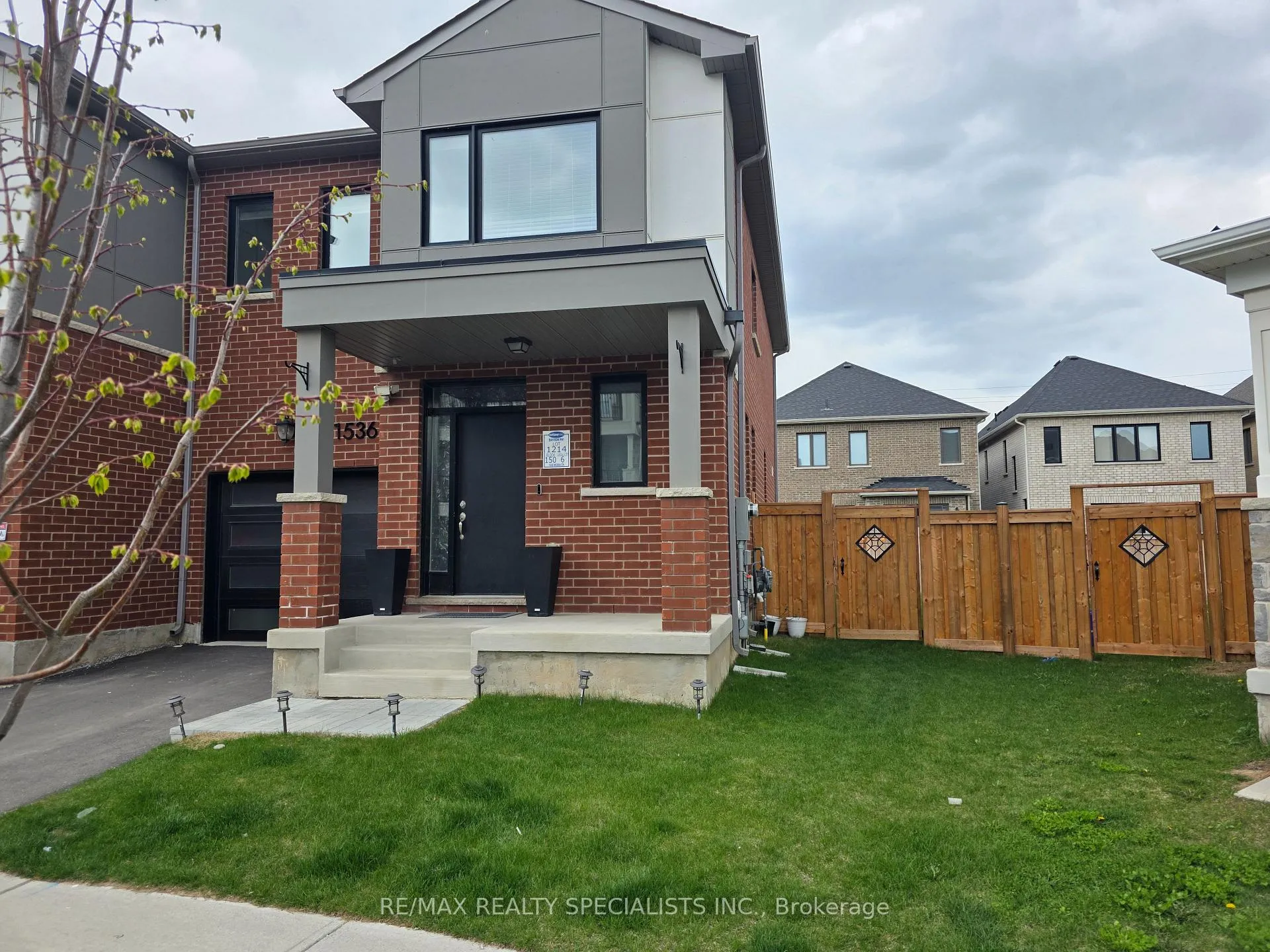 Photo 25 of 1536 Moira Crescent, Milton, Bowes — HOMEH