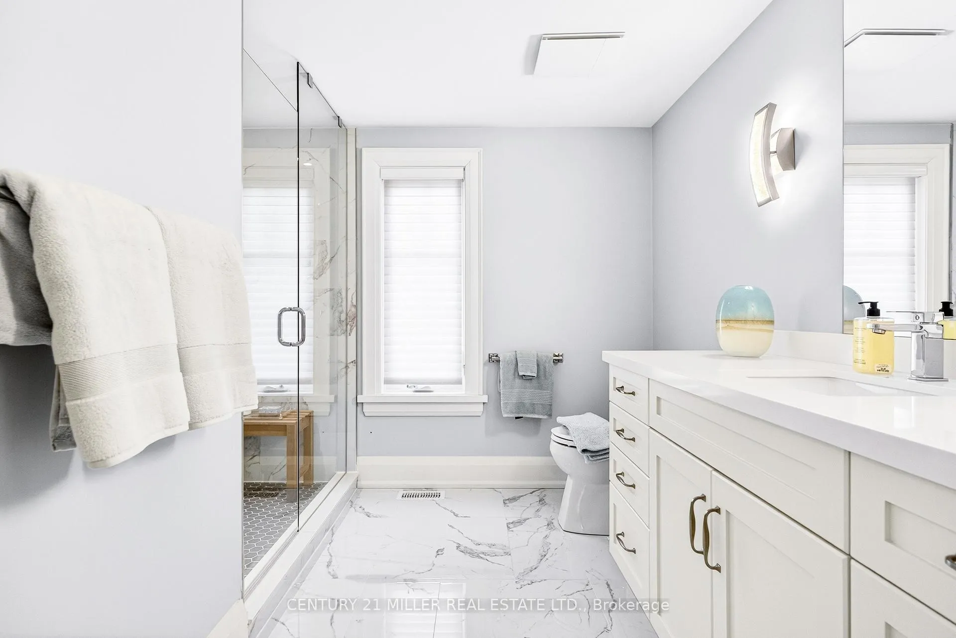 Photo 23 of 1054 Mohawk Road, Burlington, LaSalle — HOMEH