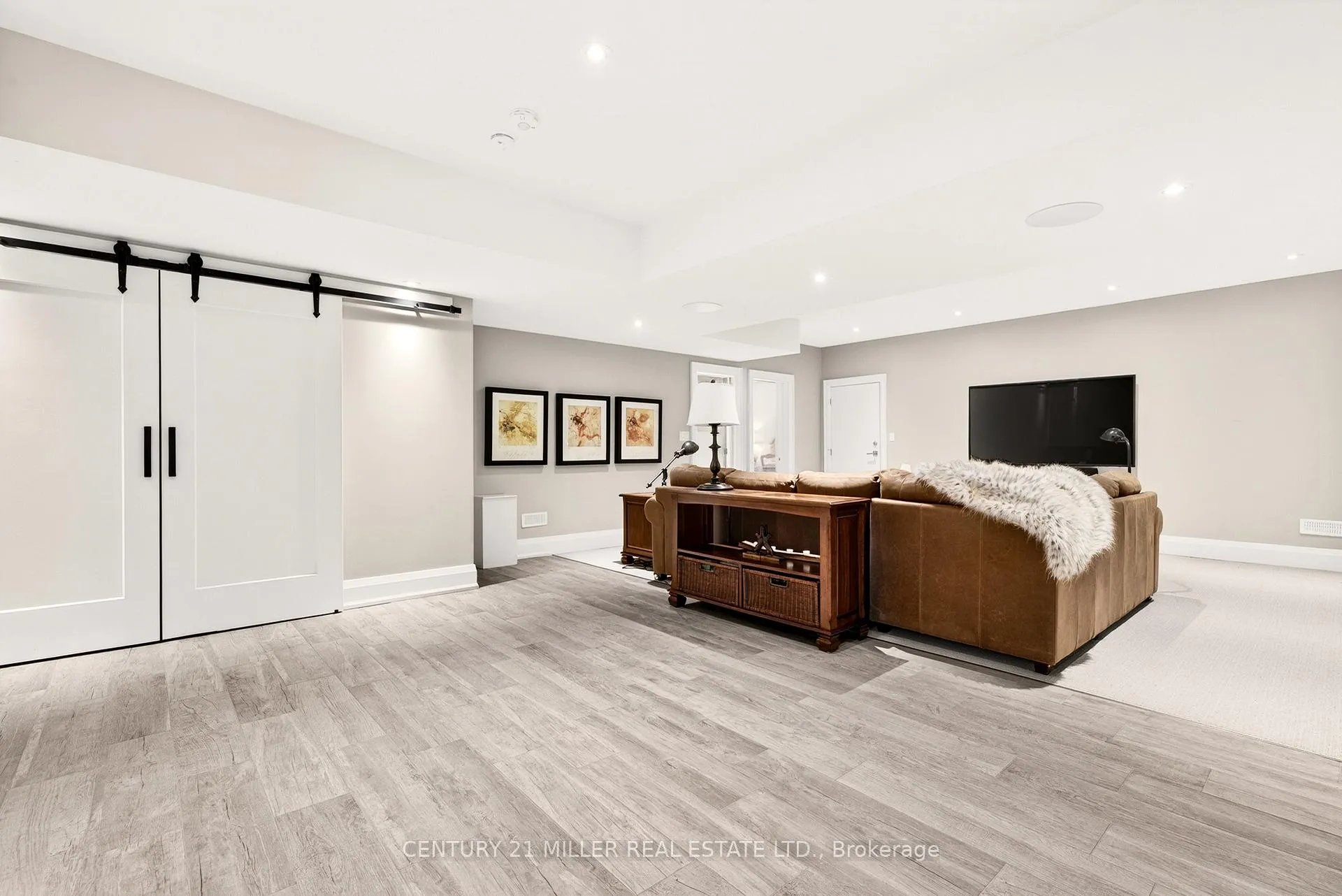 Photo 27 of 1054 Mohawk Road, Burlington, LaSalle — HOMEH