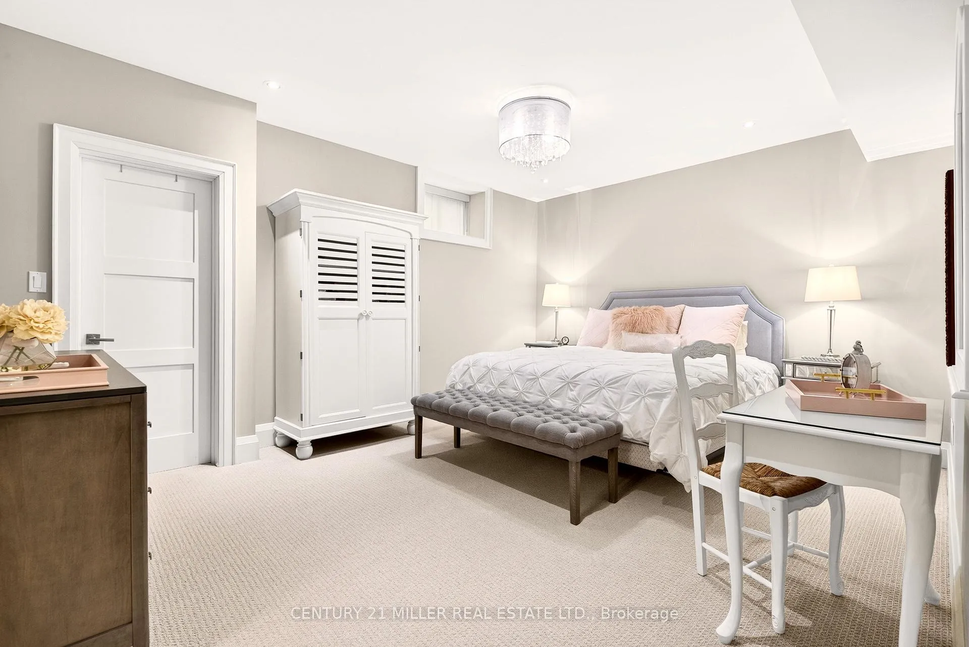 Photo 29 of 1054 Mohawk Road, Burlington, LaSalle — HOMEH