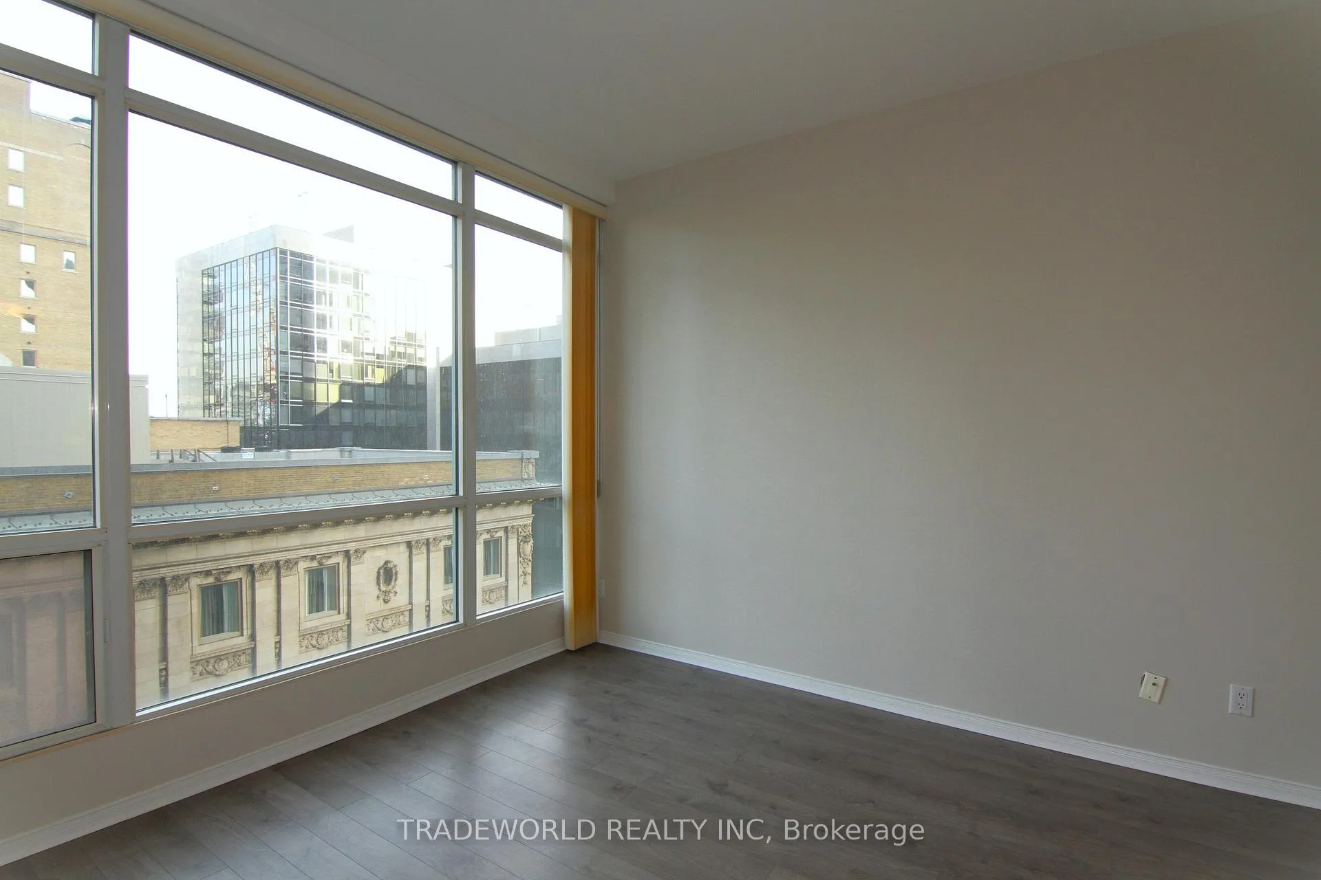 Photo 3 of Unit 1101, 7 King Street E, Toronto, Church-Yonge Corridor — HOMEH