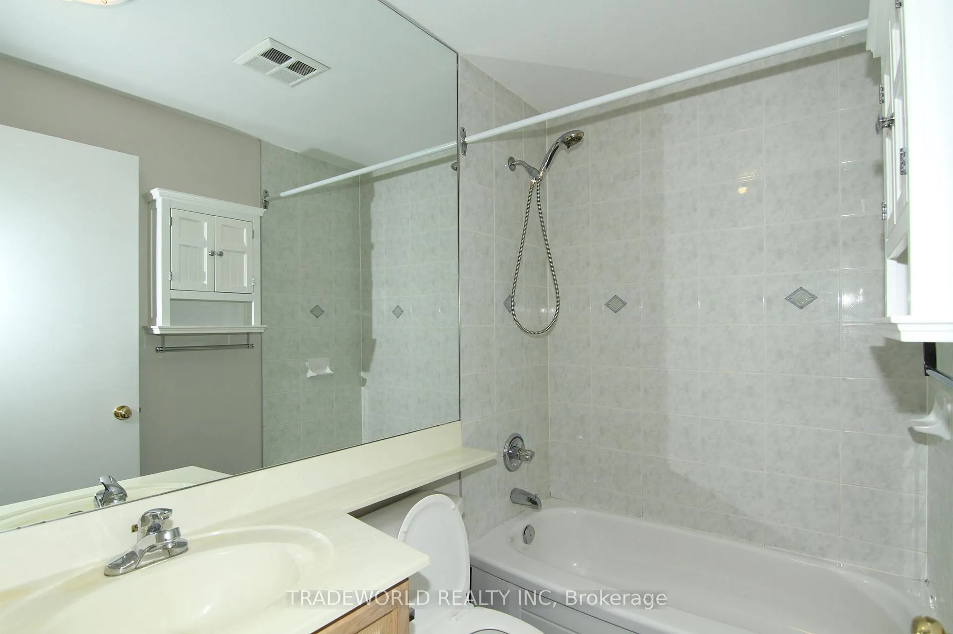 Photo 13 of Unit 1101, 7 King Street E, Toronto, Church-Yonge Corridor — HOMEH