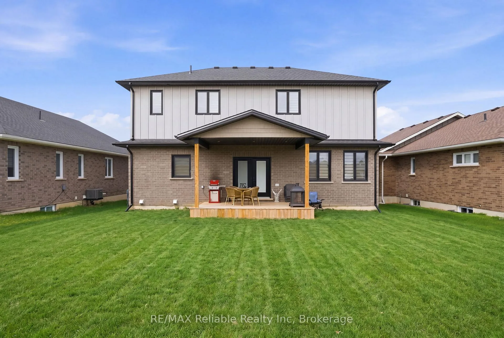 Photo 46 of 465 Warren Street, Goderich, Goderich (Town) — HOMEH