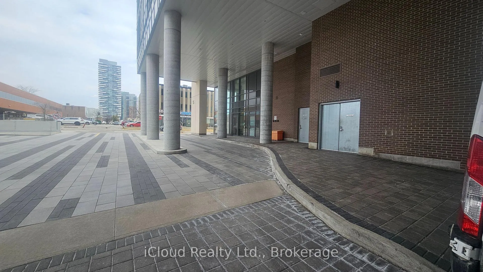 Photo 5 of Unit 2302, 15 Lynch Street, Brampton, Queen Street Corridor — HOMEH
