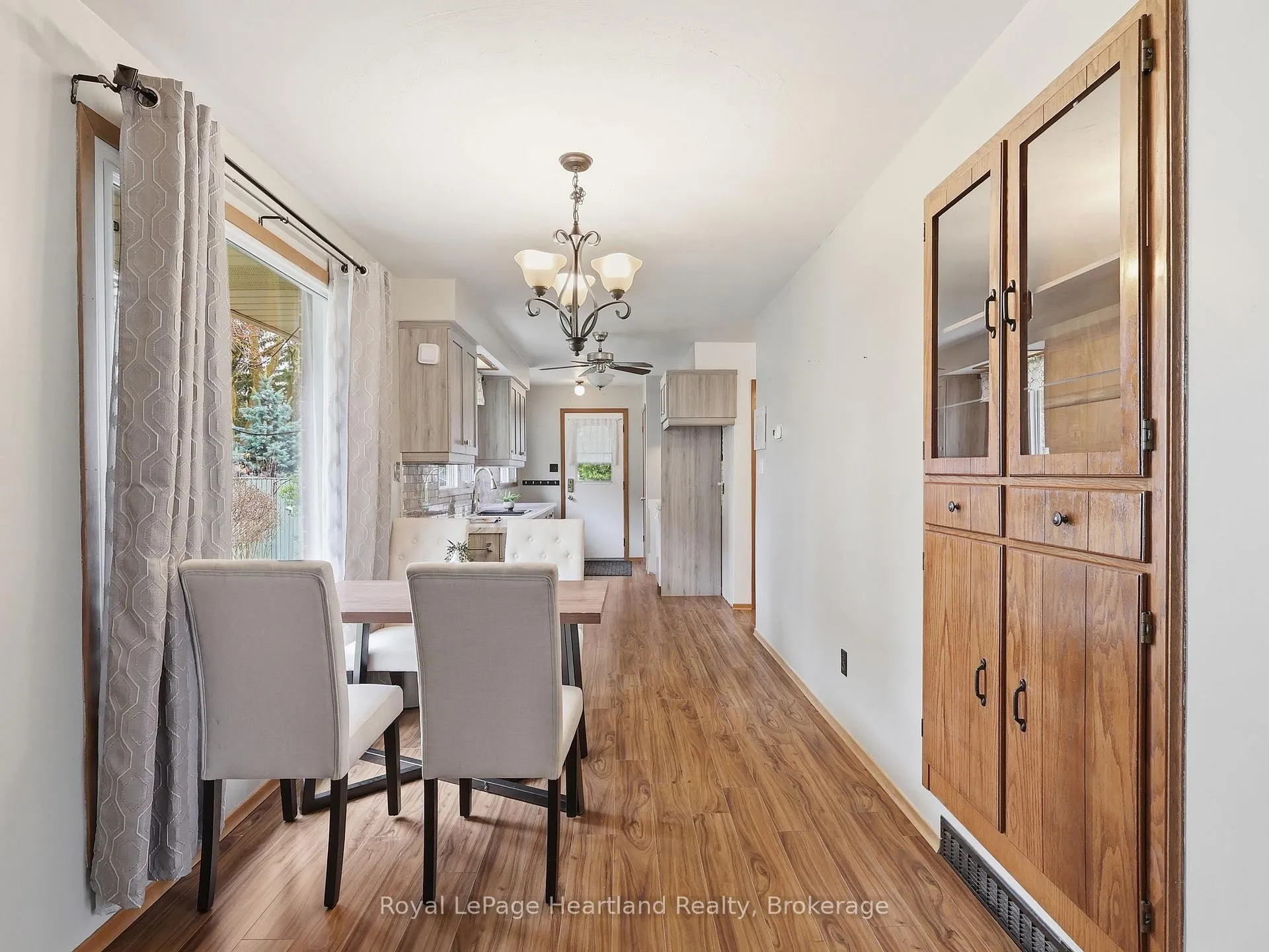 Photo 11 of 170 Queen Street S, Minto — HOMEH
