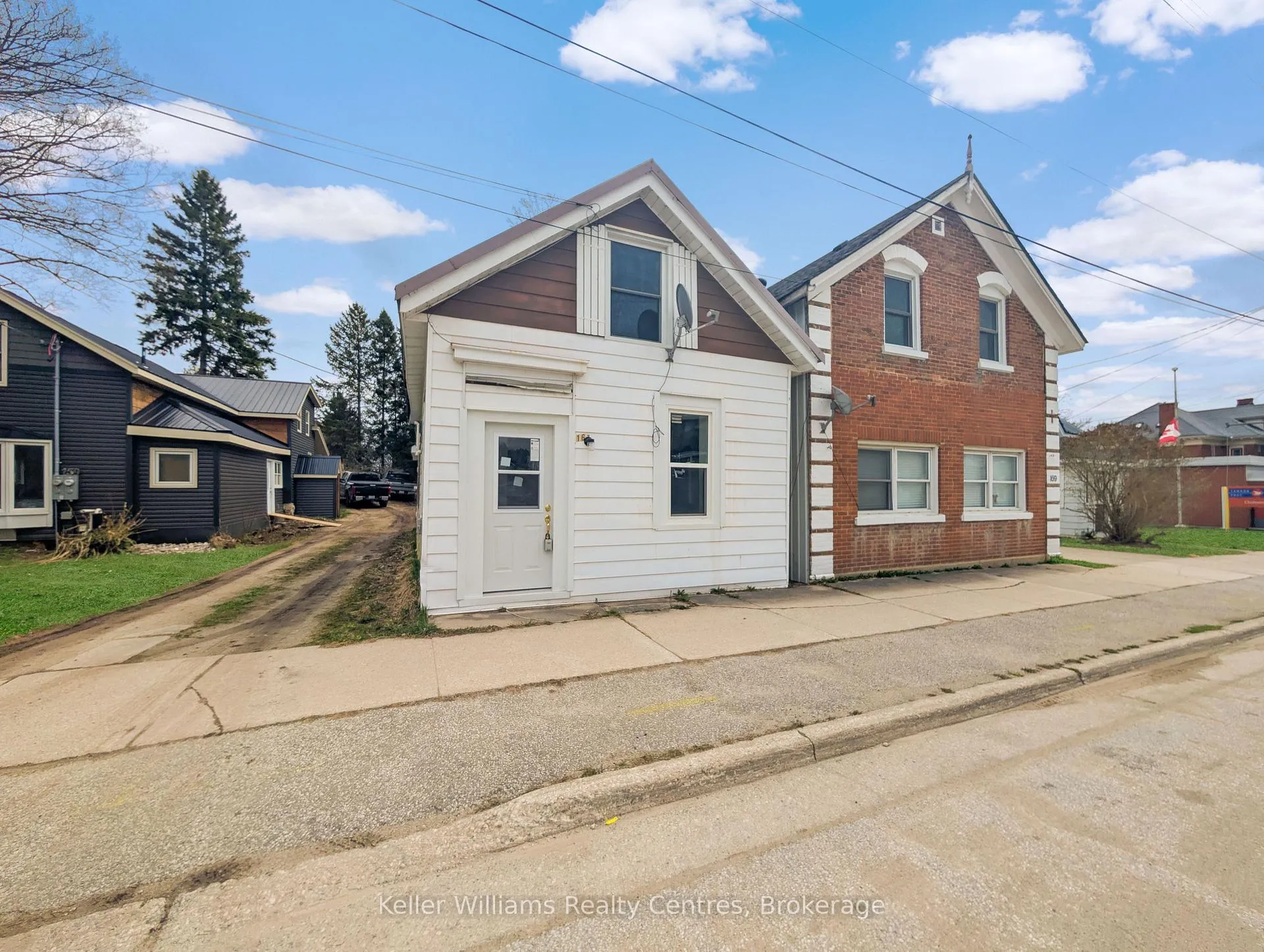 Front of 163 Garafraxa Street