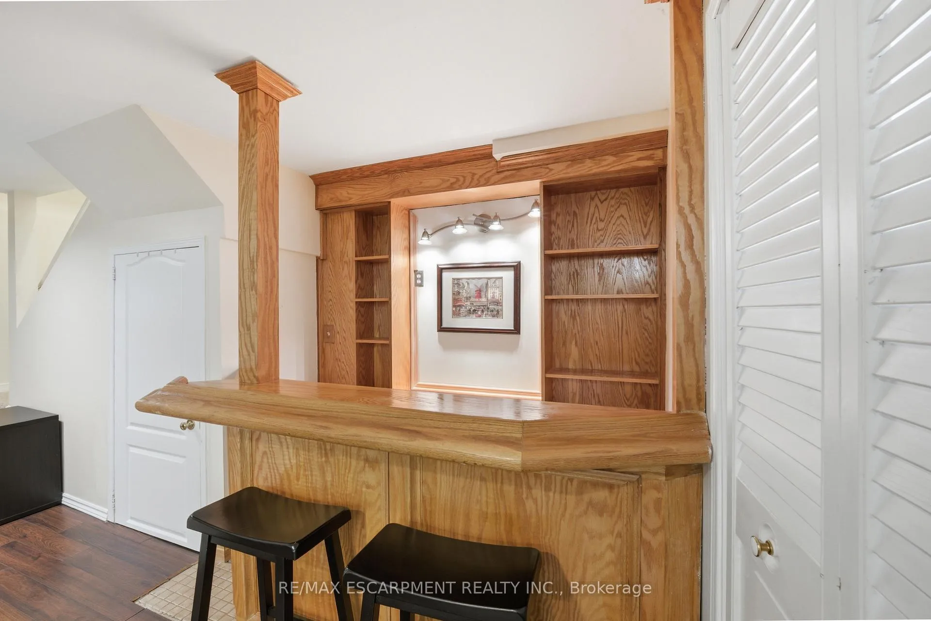Photo 30 of 51 Harnesworth Crescent, Hamilton, Waterdown — HOMEH