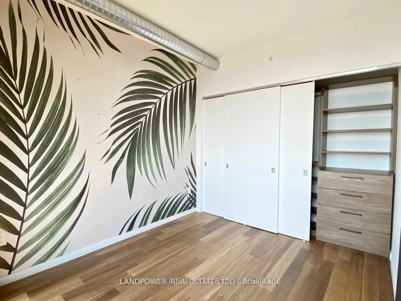 Photo 13 of Unit 2508, 170 Bayview Avenue, Toronto, Waterfront Communities — HOMEH