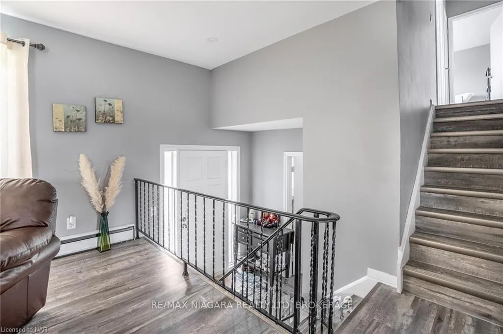 Photo 6 of 1075 Ontario Road, Welland, Lincoln/Crowland — HOMEH