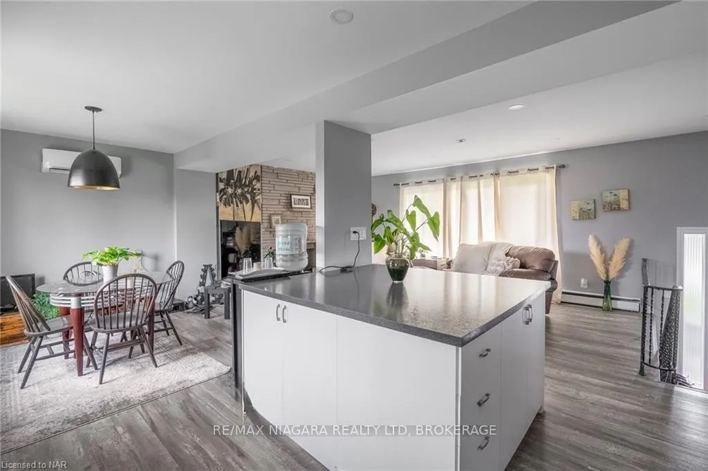 Photo 10 of 1075 Ontario Road, Welland, Lincoln/Crowland — HOMEH