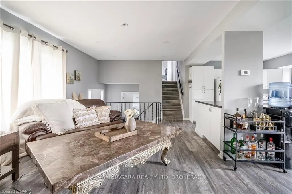 Photo 12 of 1075 Ontario Road, Welland, Lincoln/Crowland — HOMEH
