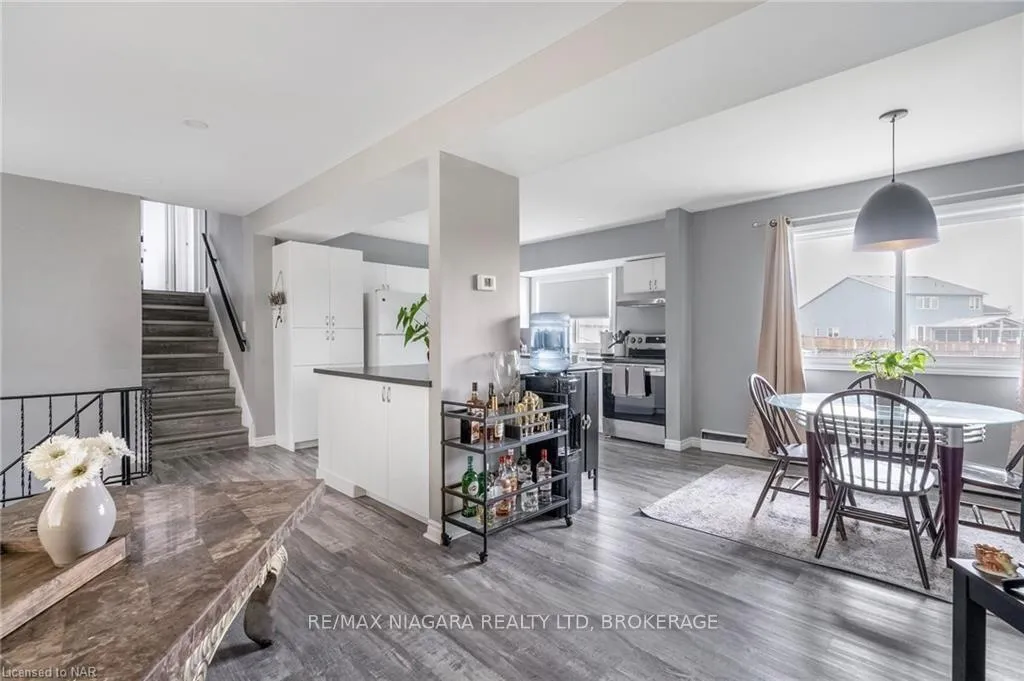 Photo 14 of 1075 Ontario Road, Welland, Lincoln/Crowland — HOMEH