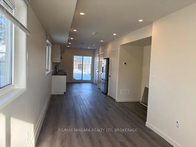Photo 27 of 1075 Ontario Road, Welland, Lincoln/Crowland — HOMEH