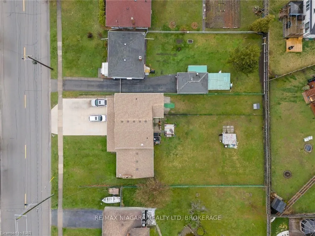 Photo 35 of 1075 Ontario Road, Welland, Lincoln/Crowland — HOMEH