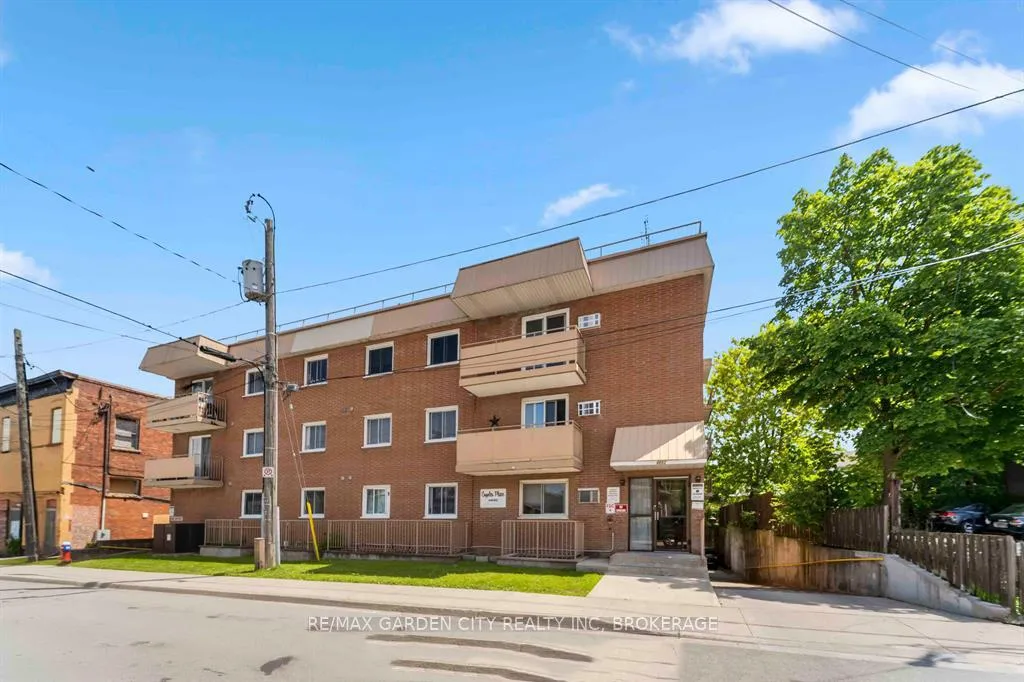 Photo 3 of Unit 202, 4692 Crysler Avenue, Niagara Falls, Downtown — HOMEH