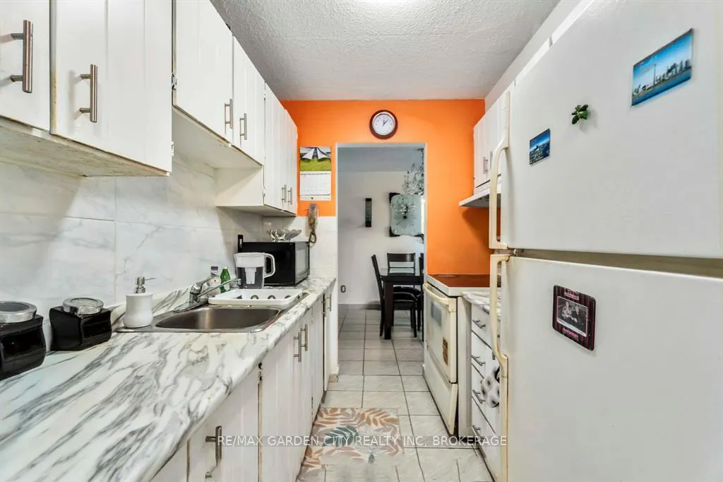 Photo 12 of Unit 202, 4692 Crysler Avenue, Niagara Falls, Downtown — HOMEH