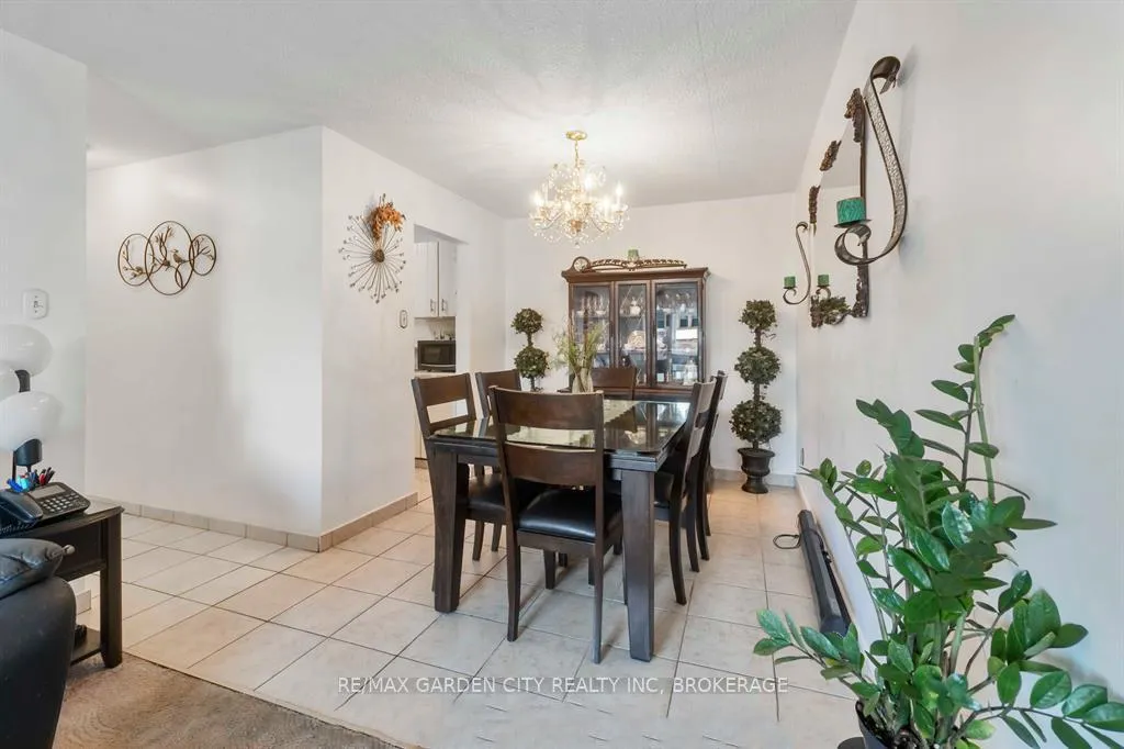 Photo 16 of Unit 202, 4692 Crysler Avenue, Niagara Falls, Downtown — HOMEH