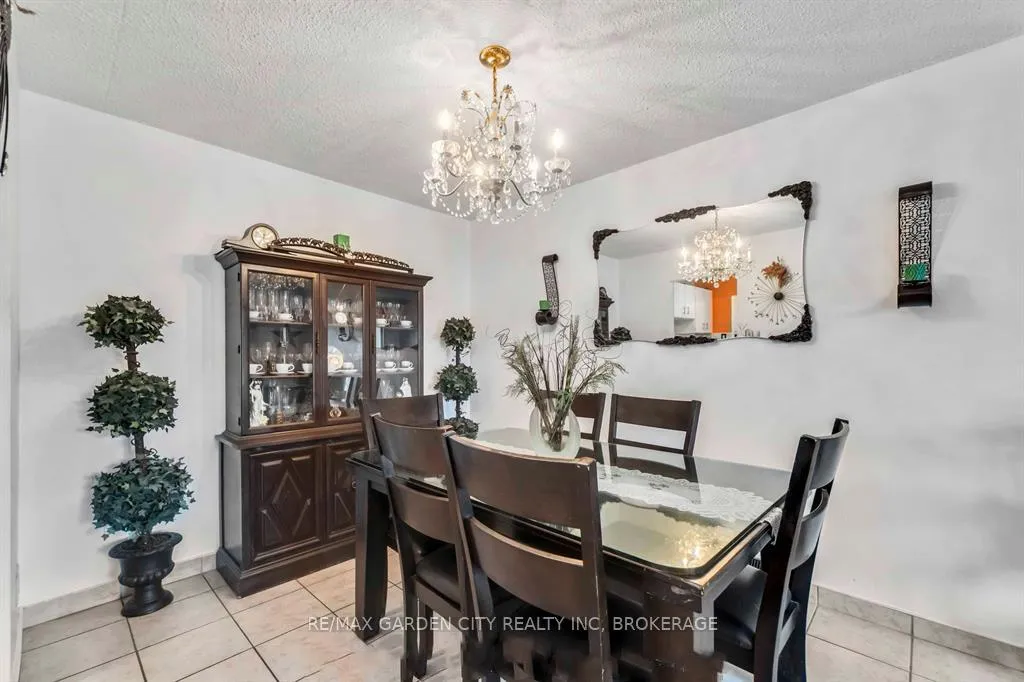Photo 17 of Unit 202, 4692 Crysler Avenue, Niagara Falls, Downtown — HOMEH