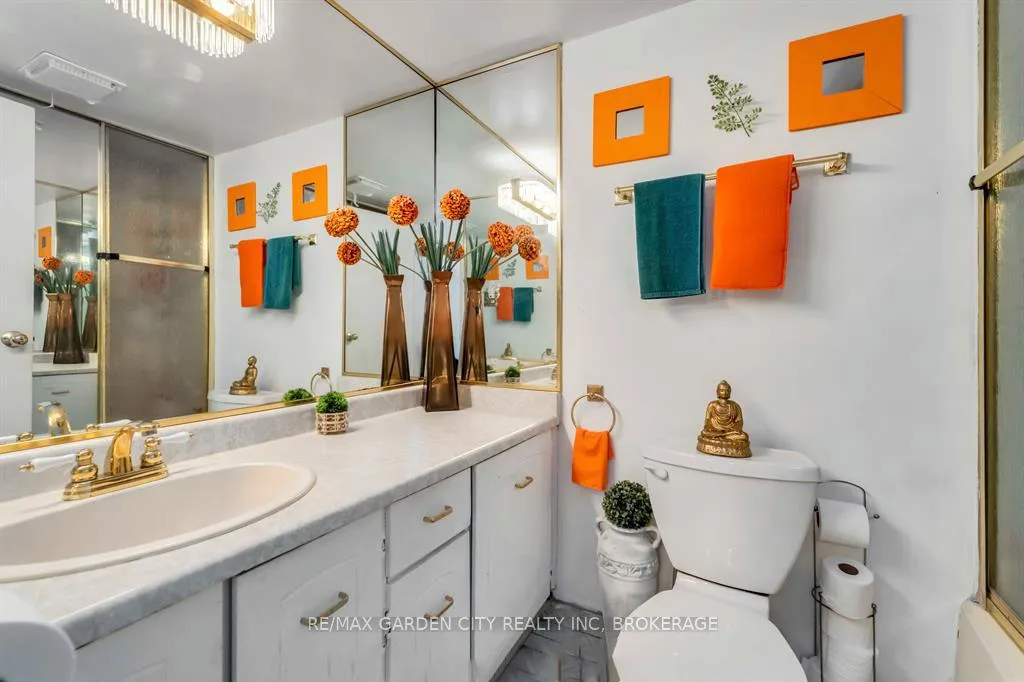 Photo 22 of Unit 202, 4692 Crysler Avenue, Niagara Falls, Downtown — HOMEH