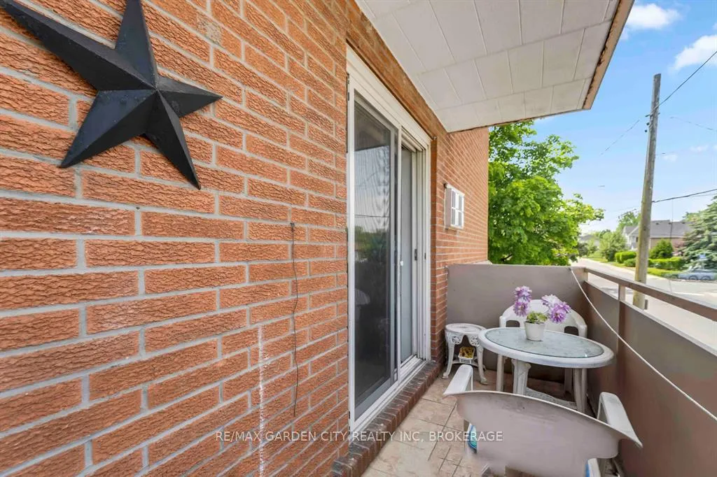 Photo 23 of Unit 202, 4692 Crysler Avenue, Niagara Falls, Downtown — HOMEH