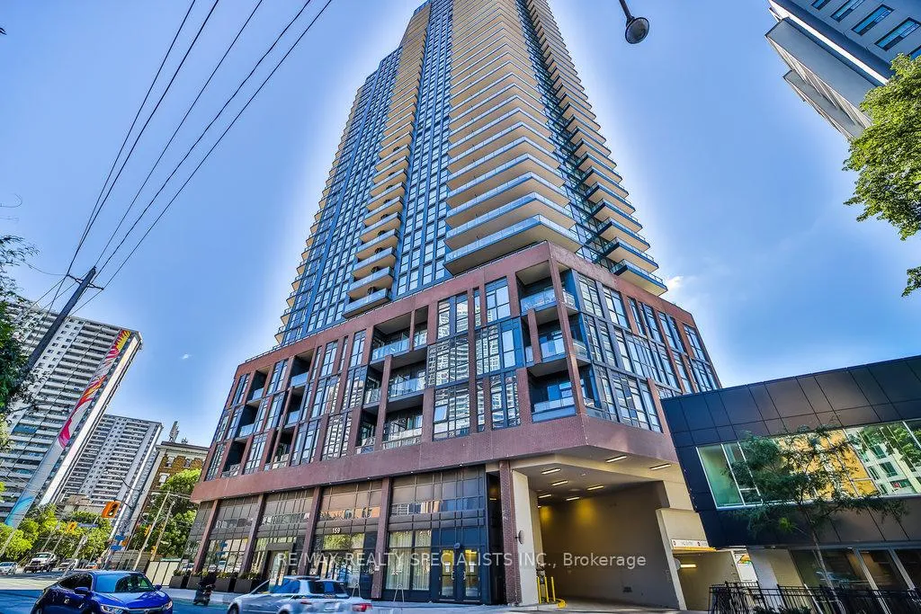 Front of Unit 404, 159 Wellesley Street E