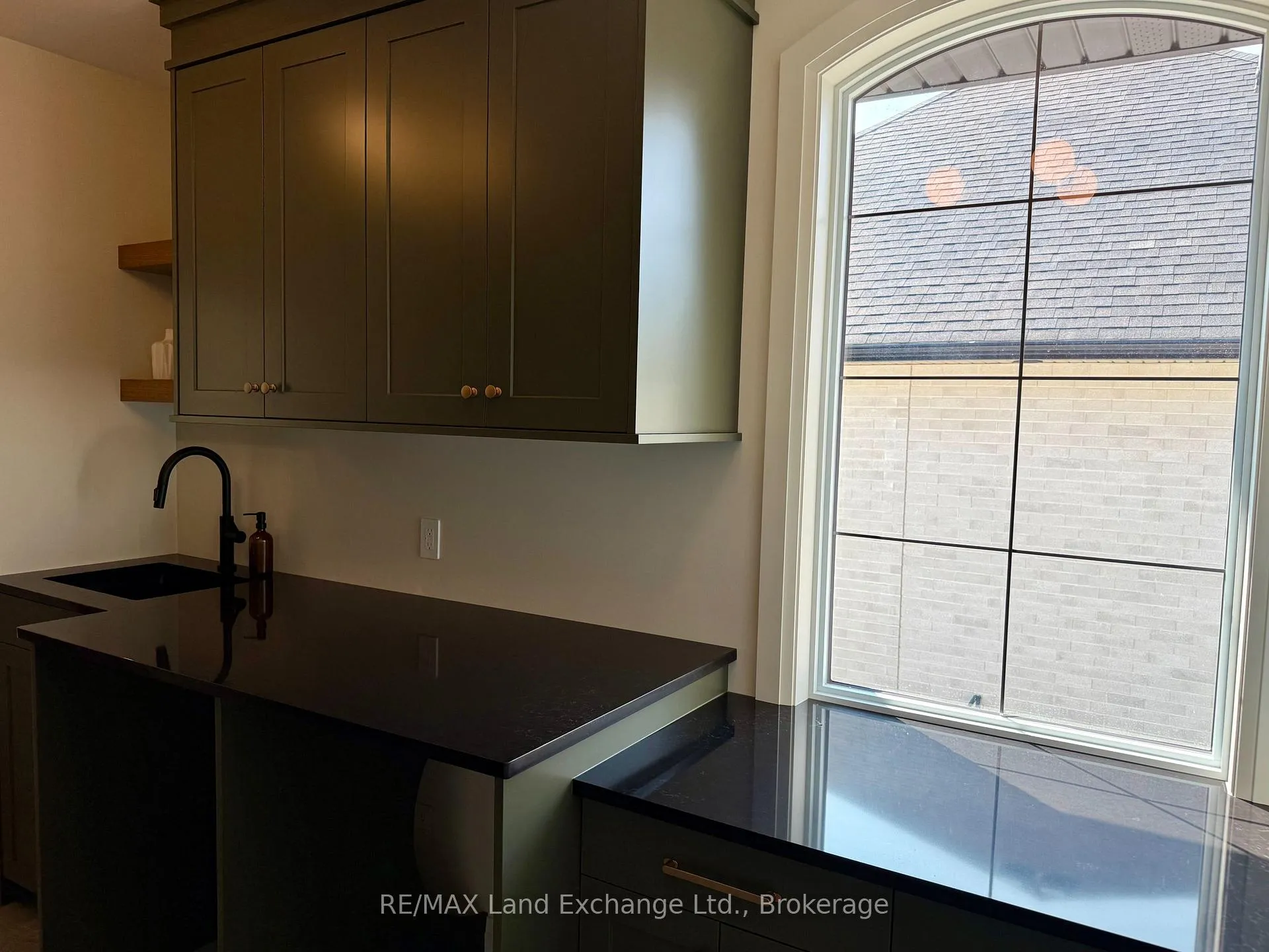 Photo 17 of 926 Bogdanovic Way, Huron-Kinloss — HOMEH