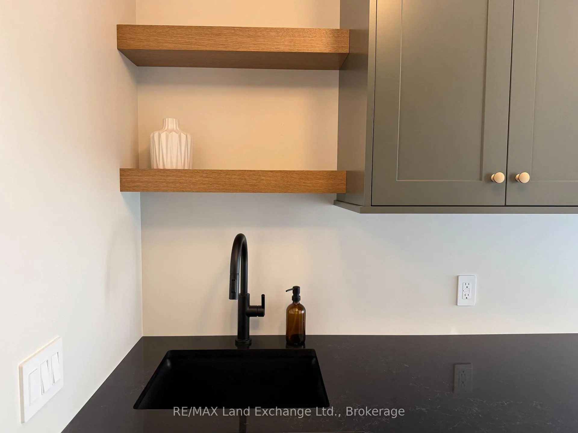Photo 20 of 926 Bogdanovic Way, Huron-Kinloss — HOMEH