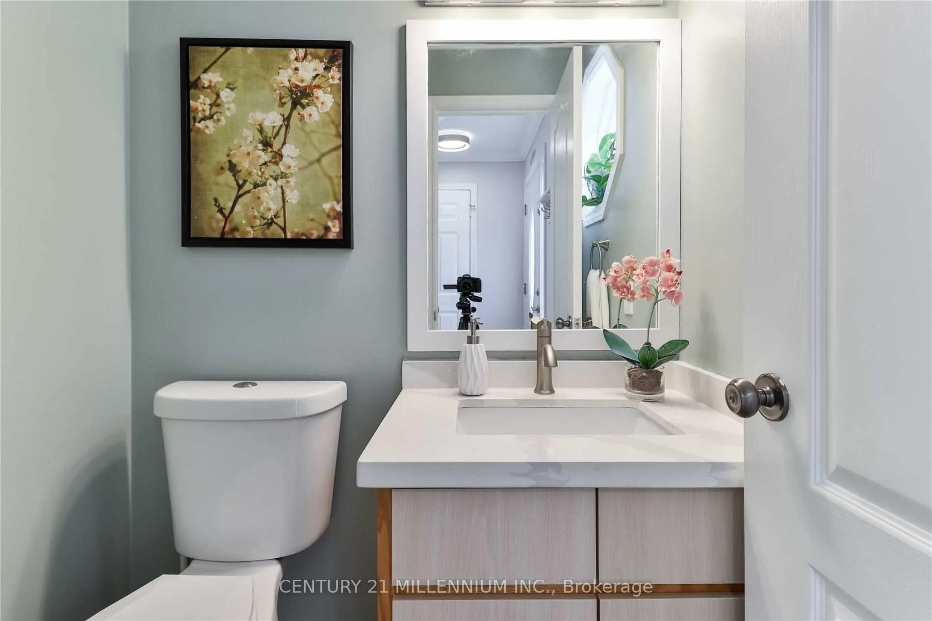 Photo 4 of 385 Auden Road, Guelph, Grange Road — HOMEH
