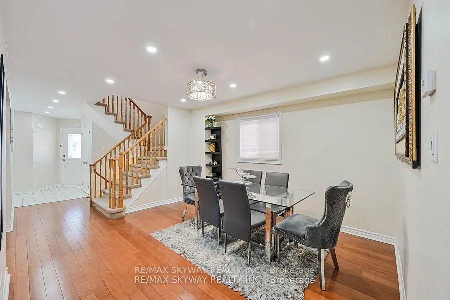 Photo 7 of 117 Richvale Drive S, Brampton, Heart Lake East — HOMEH